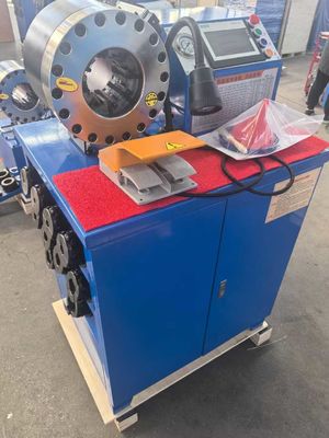 System sterowania PLC Model wysoki 2 cali Kolor niebieski 10 Dies Hydraulic Hose Crimping Machine Z siłą 600T Crimping