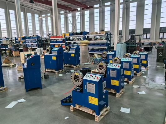 Dokładna maszyna do kręcenia węzłów DX68 10 Dies 2 cali Od 6 do 51 mm ± 0.01 mm 600T Siła kręcenia 245Kg