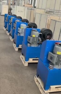 DX68 Kolor niebieski 220 V/380 V 2-calowa hydrauliczna zaciskarka do węży z zakresem zaciskania 6–51 mm 10 matryc i wydajnością 200 szt. na godzinę