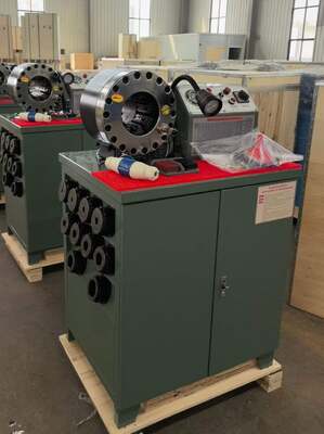 2-calowa maszyna do zakuwania węży gumowych 600T Wyższy model Kolor zielony Napięcie 220 V/240 V/380 V/415 V z zakresem 6–51 mm i 10 wymiennymi matrycami