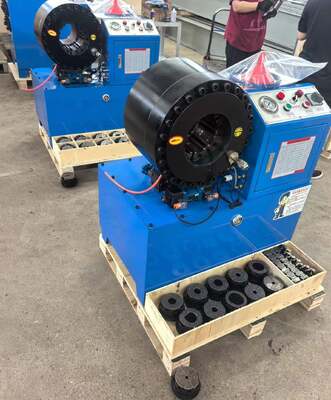 Zakuwarka do węży hydraulicznych o średnicy 6 cali do 150 mm z różnym napięciem Zakres zaciskania 4–150 mm Duży otwór i 20 wymiennych matryc