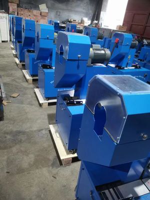 Dobra cena. Elektryczny 1/4'' 2'' rozmiar węża hydrauliczne węża Skiving Machine z mocą silnika 0.75-1.5kw w Internecie