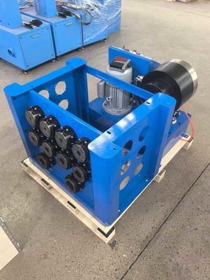 Dobra cena. 2 cali i 1,5 cali Niebieski kolor Przenośna hydrauliczna węża krympująca maszyna z rack i szybkie zmiany narzędzi formowania 6-38mm węża swager w Internecie