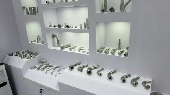 Dostosowany adapter przędzy/Fitingi hydrauliczne węzła hydrauliczne węzła ferrule fitingi równopodobny kształt 1/4 ′′ prosty, 45°, 90° różne rozmiary