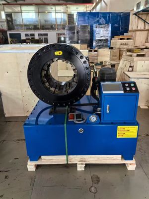 4-calowa 16 matryc System sterowania PLC / CNC / Przycisk niebieski Kolor Od 6-102mm Hydrauliczna zaciskarka do węży gumowych Rozmiar 850*530*980 mm