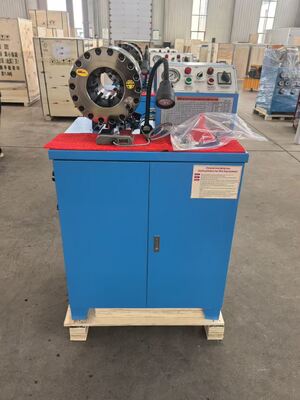 Dobra cena. Elektryczna maszyna do kręcenia rur gumowych 600T z zasięgiem 6-51 mm i 10 wymiennikami dla hydraulicznego kręgacza rur w Internecie